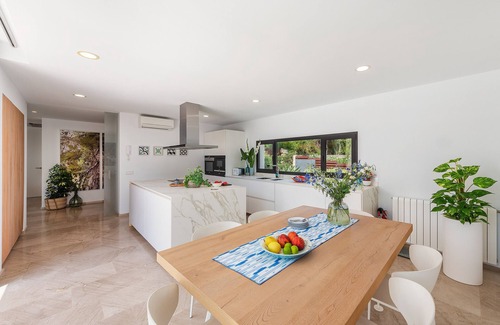 Urbanitzacio Gotmar Villa | Villa Blanca