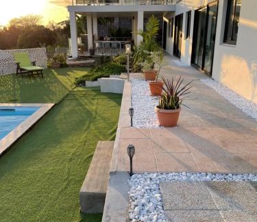 La Riviere Saint-Louis House | Villa Blue Lodge