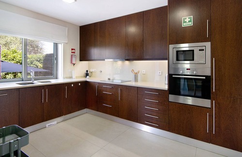 Luz de Tavira Villa | Villa "Blue Sea House" with Shared Pool, 2 Private Terraces & Wi-Fi