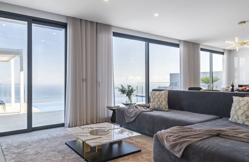 Santa Maria Maior House | Villa Boa Nova Verde by LovelyStay
