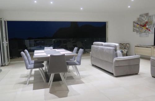 Serignan House | villa boileau