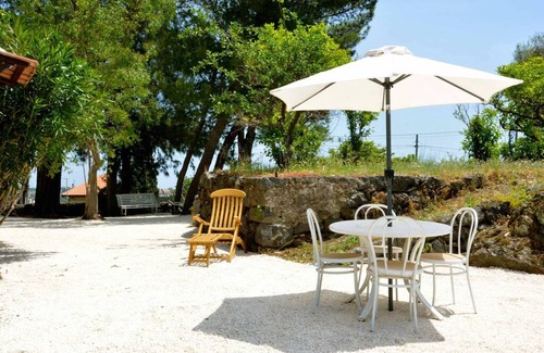 Viagrande Apartment | Villa Bonaccorso - Il Casotto Bouganville