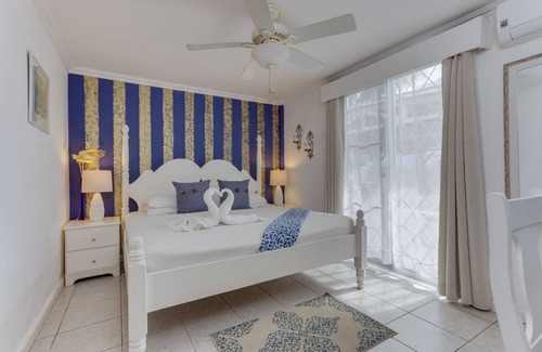 Belize City Bed & Breakfast | Villa Boscardi