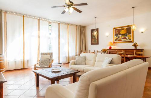 Follonica Villa | Villa Bouganville - Colleberto