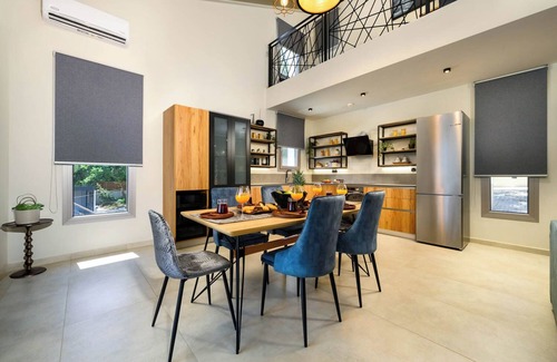 Limni Villa | Villa Branta - Three Bedroom Villa, Sleeps 8