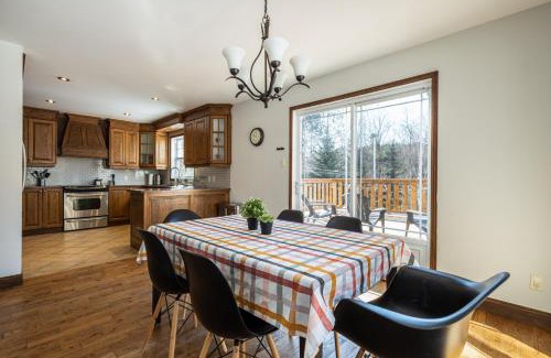 Brebeuf House | Villa Brebeuf