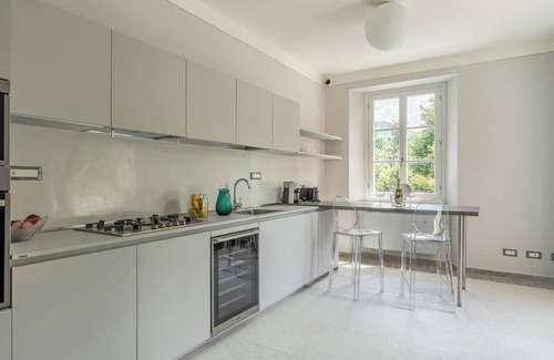 Bagni di Lucca Villa | Villa 'Brecht' with Private Terrace, Wi-Fi and Air Conditioning