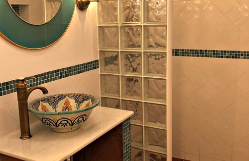 Urbanizacion Pinos Verdes Bed & Breakfast | Villa Breeze Boutique Guest Rooms Marbella