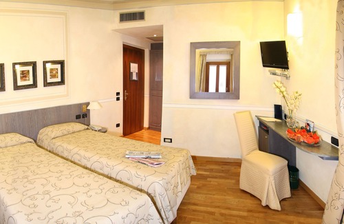 Carnago House | Villa Bregana