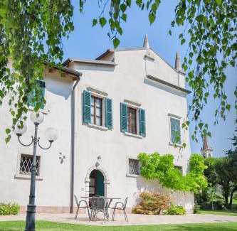 Peri House | Villa Brignoli