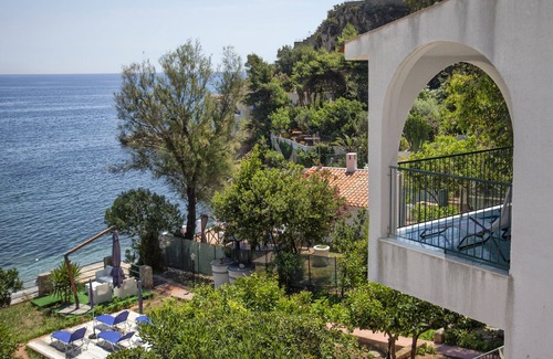 Capo Zafferano Villa | VILLA BUONASERA ON THE SEA