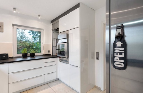 Grafenau Villa | Villa 'Burschelberg' with Shared Terrace, Shared Garden and Wi-Fi