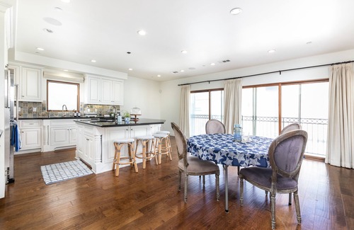 Marina Peninsula House | Villa by the Pacific
