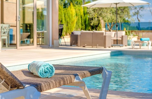 Sineu Villa | Villa 'Ca Na Rossa' with Mountain View, Wi-Fi and Air Conditioning
