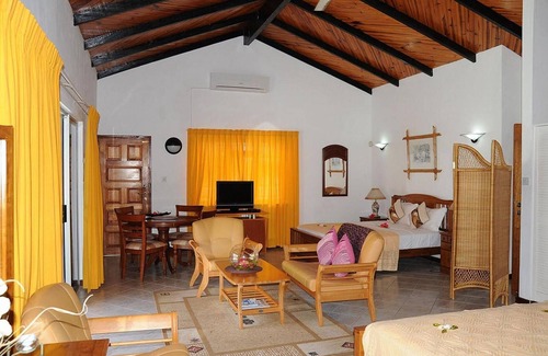 Mahe Island House | Villa Caballero Luxury Chalets