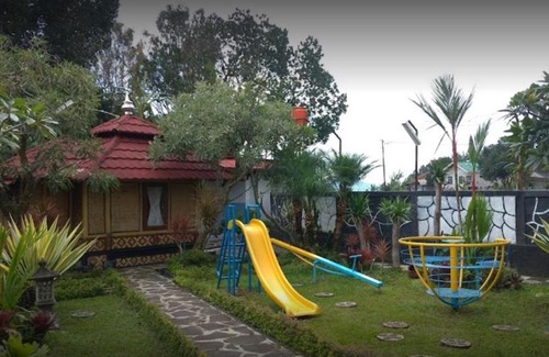 Pasirjambu Villa | VILLA CAHAYA LESTARI