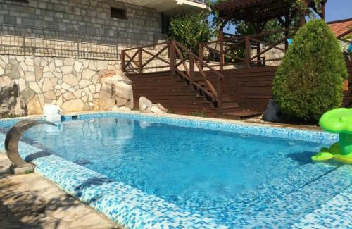 Ljesevici Villa | Villa California
