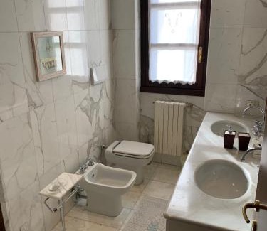 Vedano al Lambro Bed & Breakfast | Villa Camilla