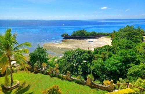 San Francisco Island Apartment | Villa Camotes Serenity