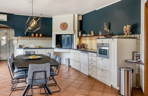 Torroella de Fluvia Villa | Villa 'Can Miquel' with Private Pool, Wi-Fi and Air Conditioning