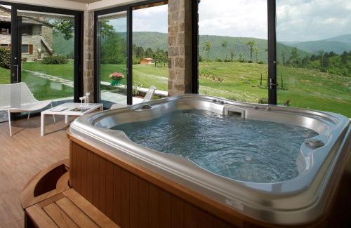 Castel Focognano House | Villa Carda