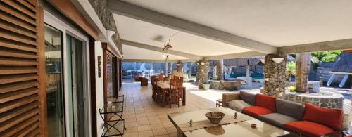 Calebasses Villa | Villa Carocanne
