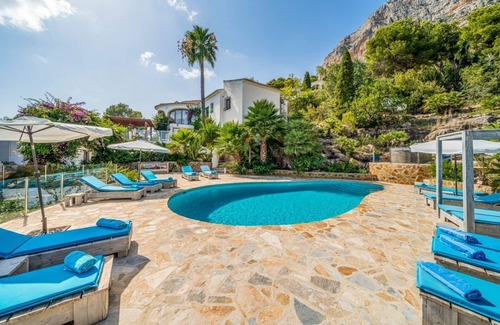 Montgo de Toscamar Villa | Villa Caroix - Six Bedroom Villa, Sleeps 14