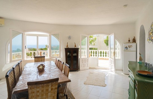 Cumbre del Sol Villa | Villa "Casa Karin" with Sea View, Pool & Wi-Fi