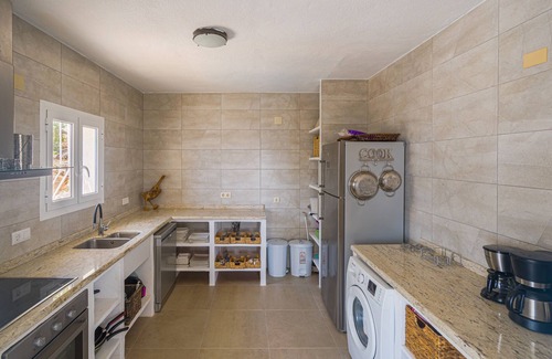 Cumbre del Sol Villa | Villa "Casa Karin" with Sea View, Pool & Wi-Fi