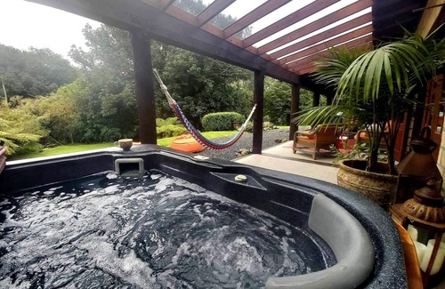 Katikati House | Villa Casa Maria Luxury Tuscan Villa