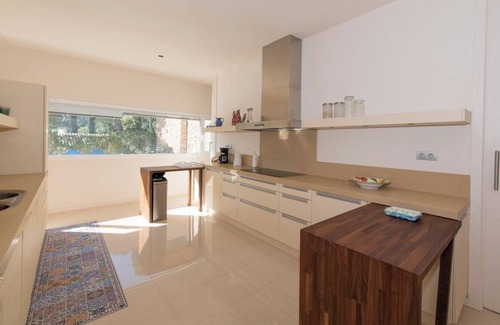 Begur Villa | Villa 'Casa Monica' with Sea View, Pool, Garden, Terrace & Wi-Fi
