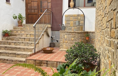 Chella Cottage | Villa - Casa Rural Frigols