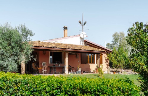 Pimentel House | Villa 'Casa Serra' with Mountain View, Wi-Fi and Air Conditioning