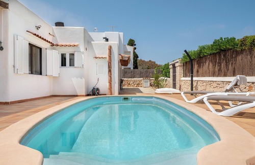 Cala d'Or Villa | Villa 'Casa Sol' with Private Pool, Wi-Fi and Air Conditioning