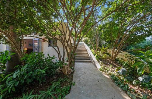 Rooi Catochi Villa | Villa Casablanca