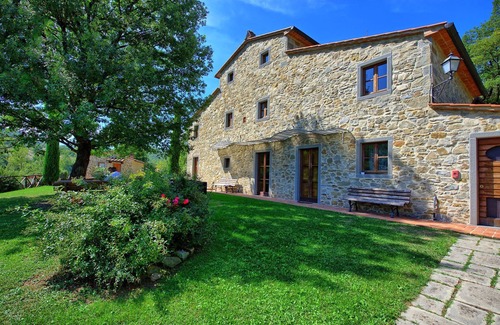 Castel Focognano Villa | Villa Casentino - Large Country House with private swimming pool in Capolona, Tuscany