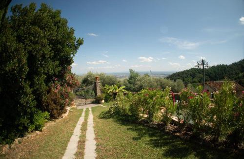 Pescia Villa | VILLA Castel del Monte PINOCCHIO story by COLLODI