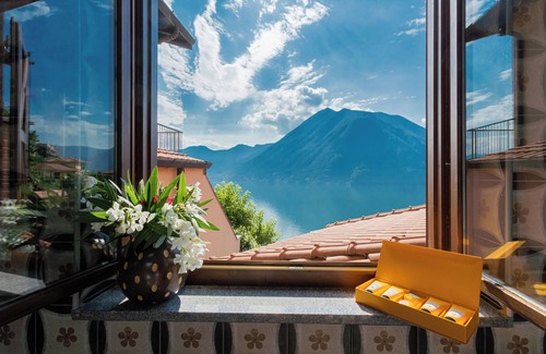 Argegno Villa | Villa Castello by Rent all Como