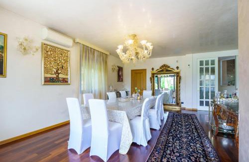 Dalmine House | Villa Celine