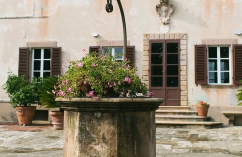 Stiava Apartment | Villa Cenami on hilltop - Alba apartment - big POOL with view near by seaside