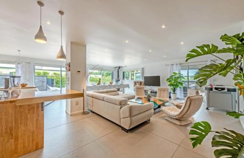 Kerlouet House | Villa Chantalain jacuzzi 3min plage
