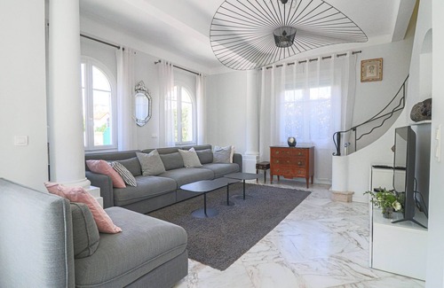 Juan-les-Pins Villa | Villa charm center jacuzzi beach