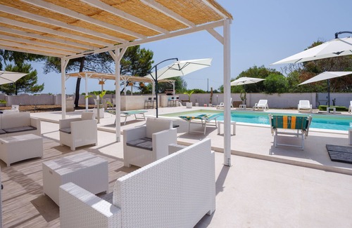 Giorgilorio Villa | Villa 'Chiara' with Sea View from the Terrace, Wi-Fi and Air Conditioning