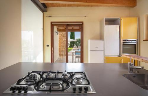 Malcesine Villa | Villa Cipressi - Luxuri Lounge -