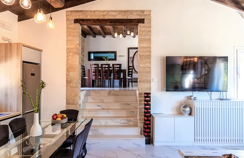 Achilleio Villa | Villa Claire Corfu: a Green Hideaway|Total Privacy close to Coastal Resort