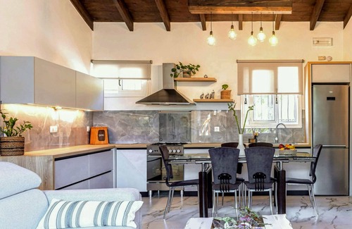 Achilleio Villa | Villa Claire Corfu