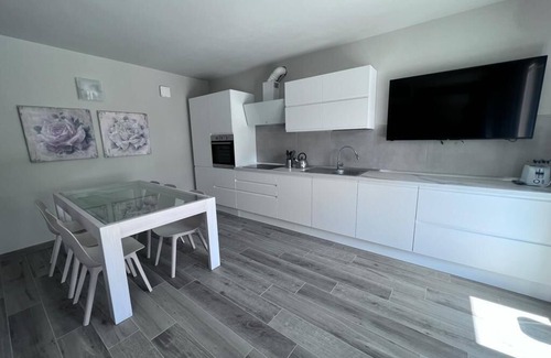 Colico Villa | Villa Claudia with pool, near the beach and the famous villages of Como Lake