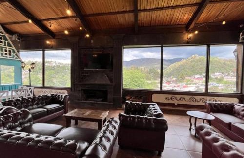 El Oro Hotel | Villa Claus Inn