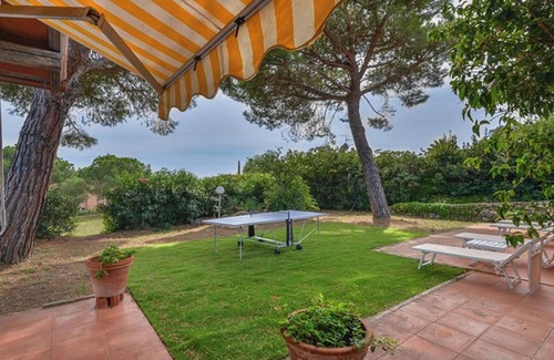 Vigne Giunche Villa | Villa 'Colombaia' with Private Garden and Wi-Fi