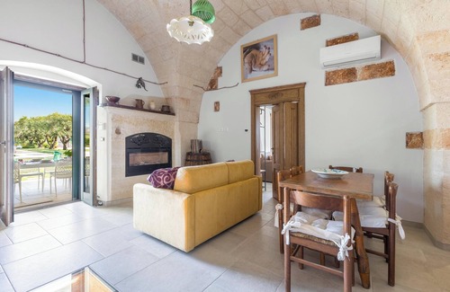 Francavilla Fontana Apartment | Villa Cometa by BarbarHouse
